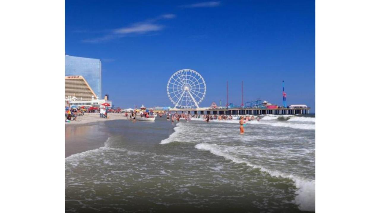 Beachfront Double Queen - Cozysuites 애틀랜틱시티 외부 사진